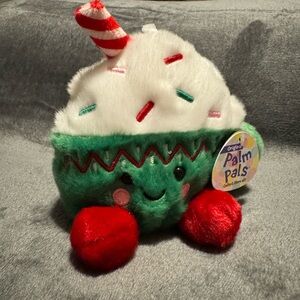 Peppermint mocha Palm Pals~ Christmas edition